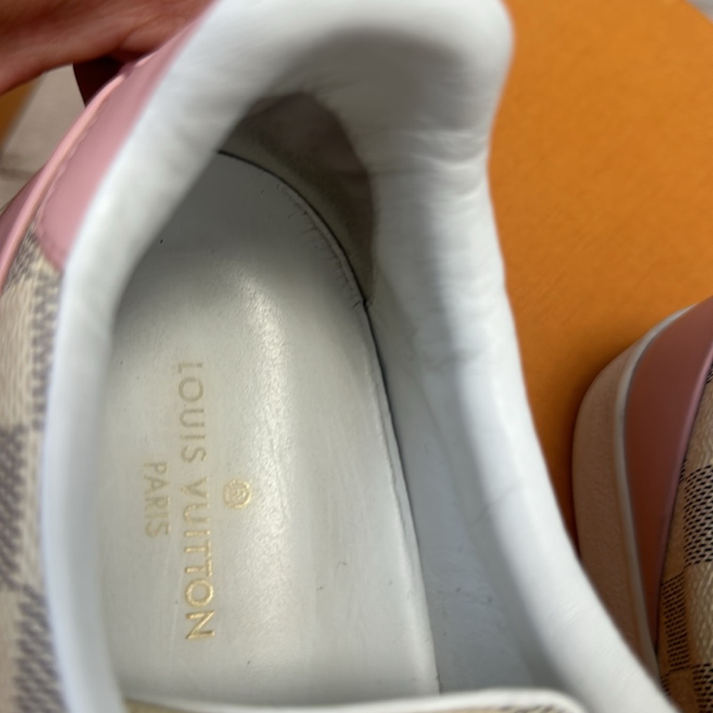 Louis Vuitton women sneaker - Picture 12 of 13